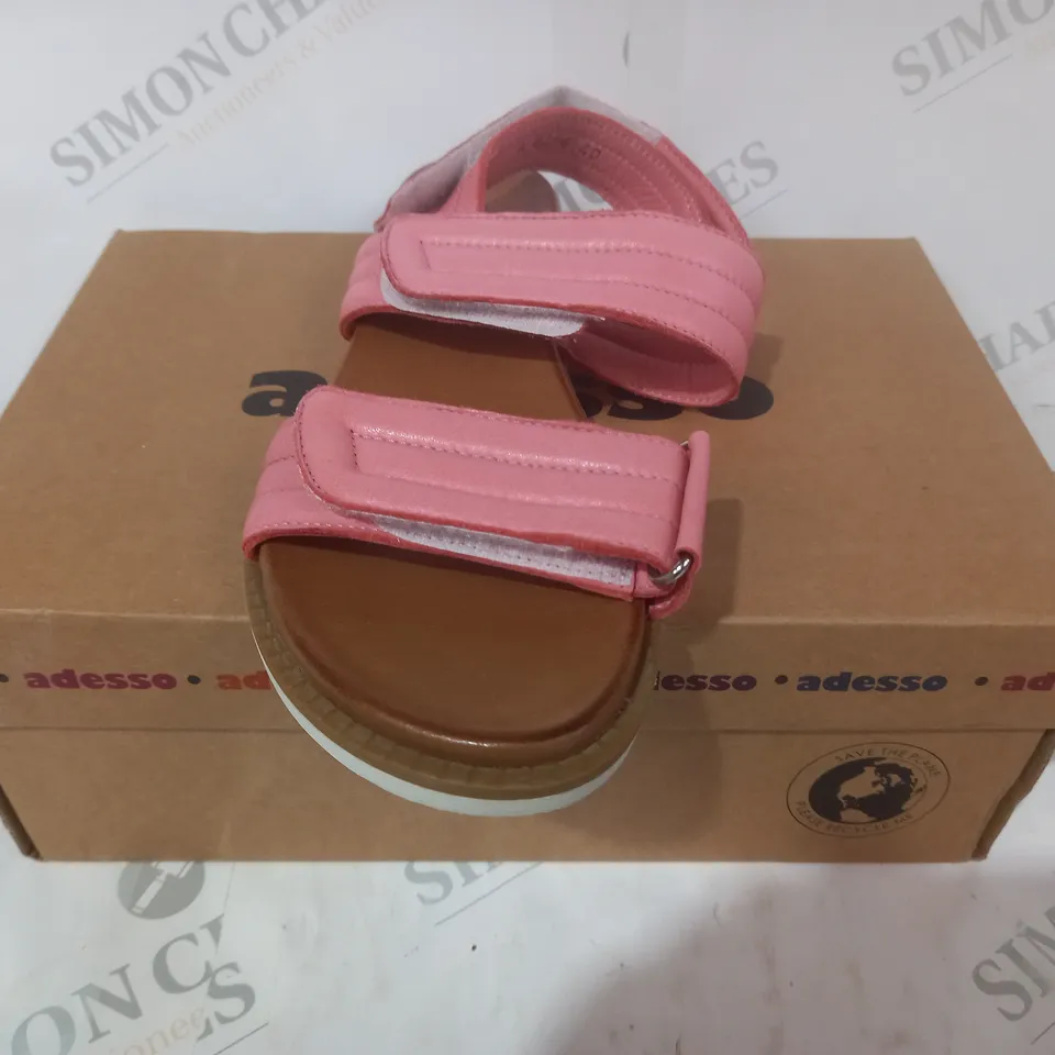 BOXED PAIR OF ADESSO OPEN TOE SANDALS IN PINK EU SIZE 40