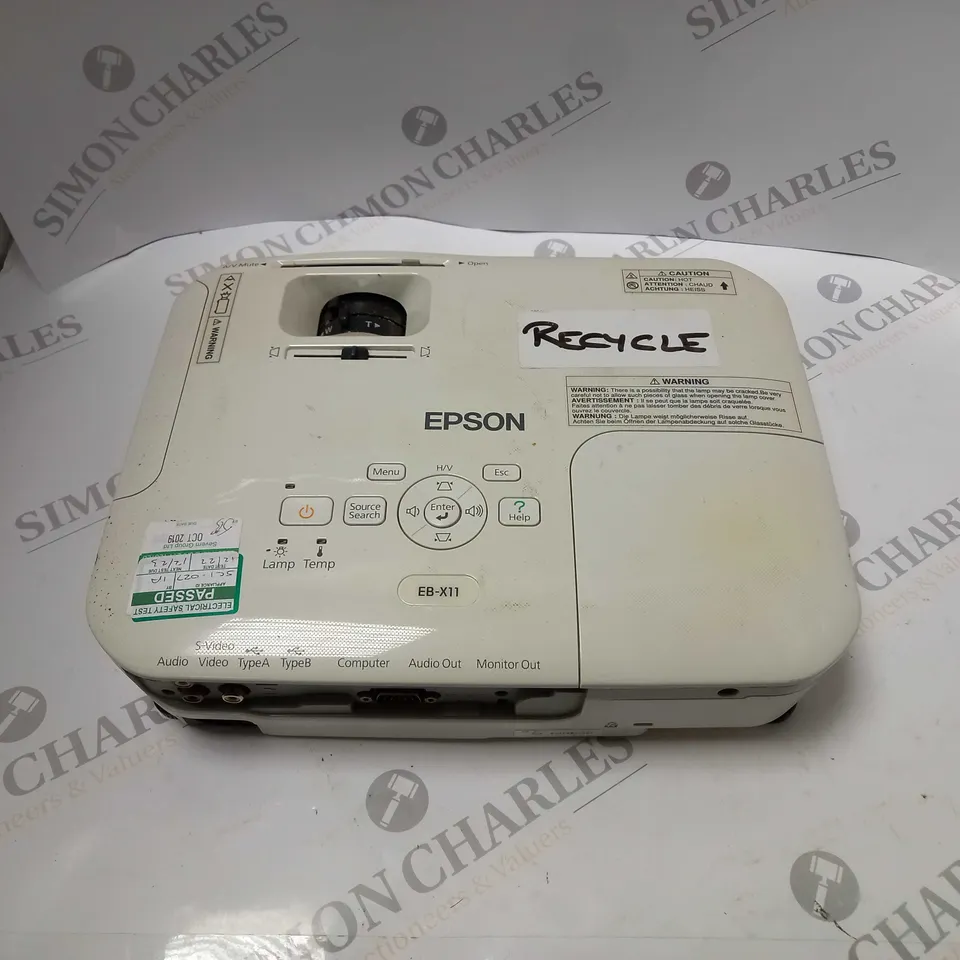 EPSON H435B LCD PROJECTOR 