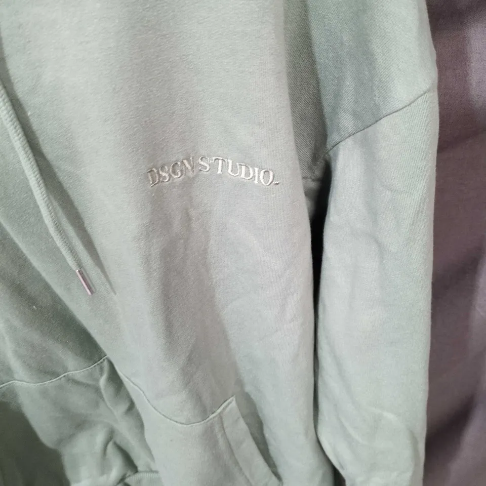 BOOHOO HOODIE, SAGE GREEN, UK SIZE S
