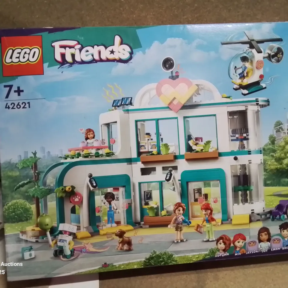 BOXED LEGO FRIENDS PLAY SET