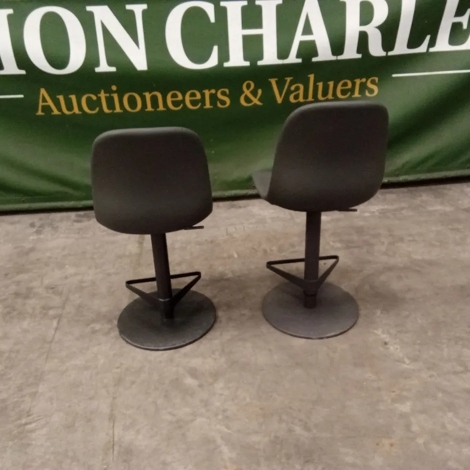 SET OF 2 QUALITY DESIGNER ZARAGOZA GAS-LIFT BARSTOOLS, DARK GREY PU LEATHER