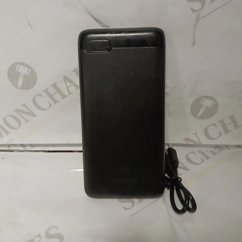 MIXX C10 3 PORT POWER BANK 