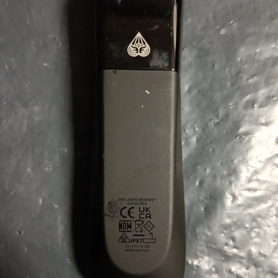 MANSCAPED THE LAWN MOWER 5.0 ULTRA TRIMMER – BLACK/GREY