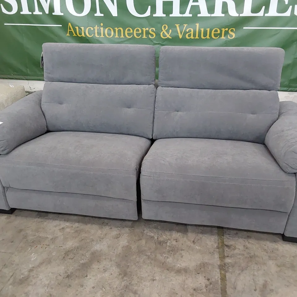 DESIGNER ITALIAN STYLE POWER RECLINING THREE SEATER SOFA WITH ADJUSTABLE HEADRESTS GREY FABRIC