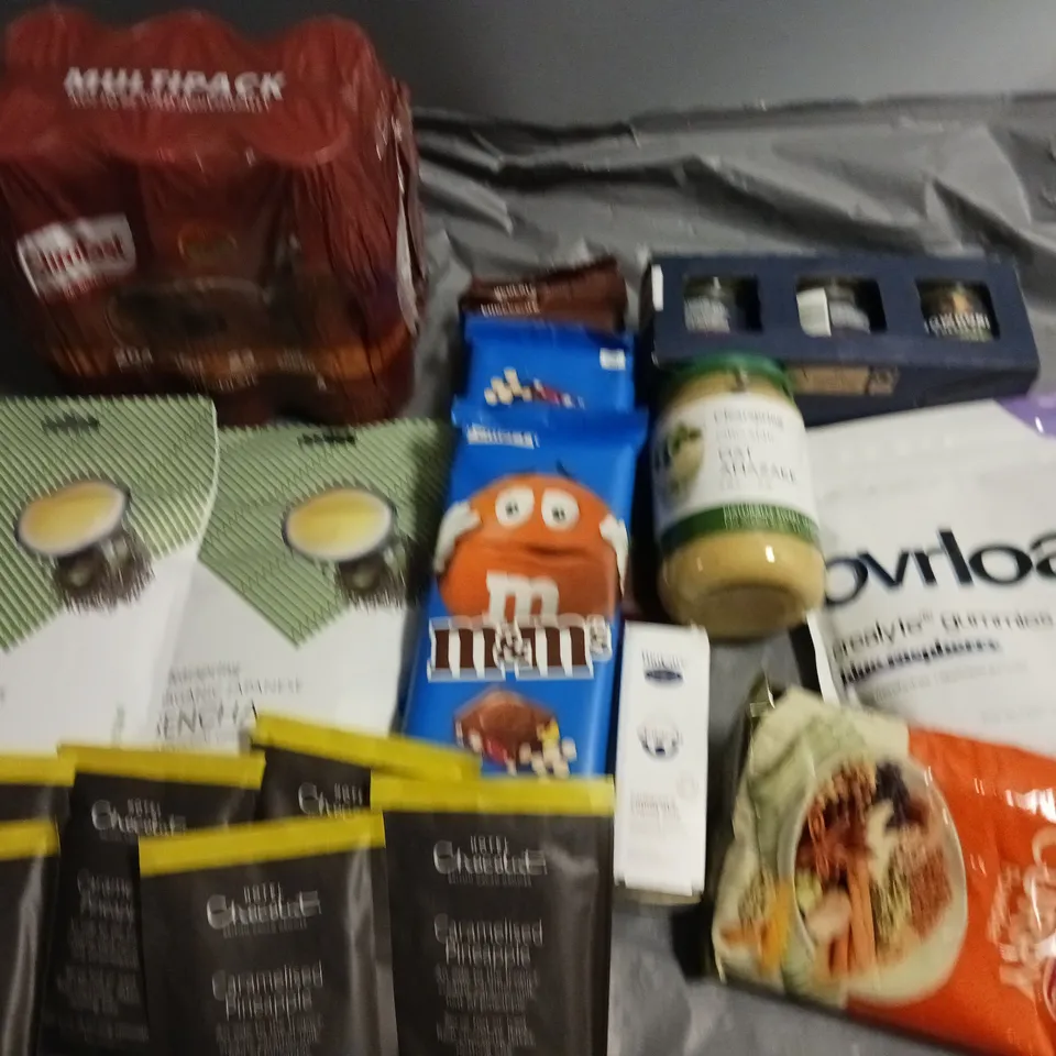 LOT OF APPROXIMATELY 18 FOOD ITEMS TO INCLUDE CREALYTE GUMMIES, SLIMFAST SHAKES AND SENCHA GREEN TEA