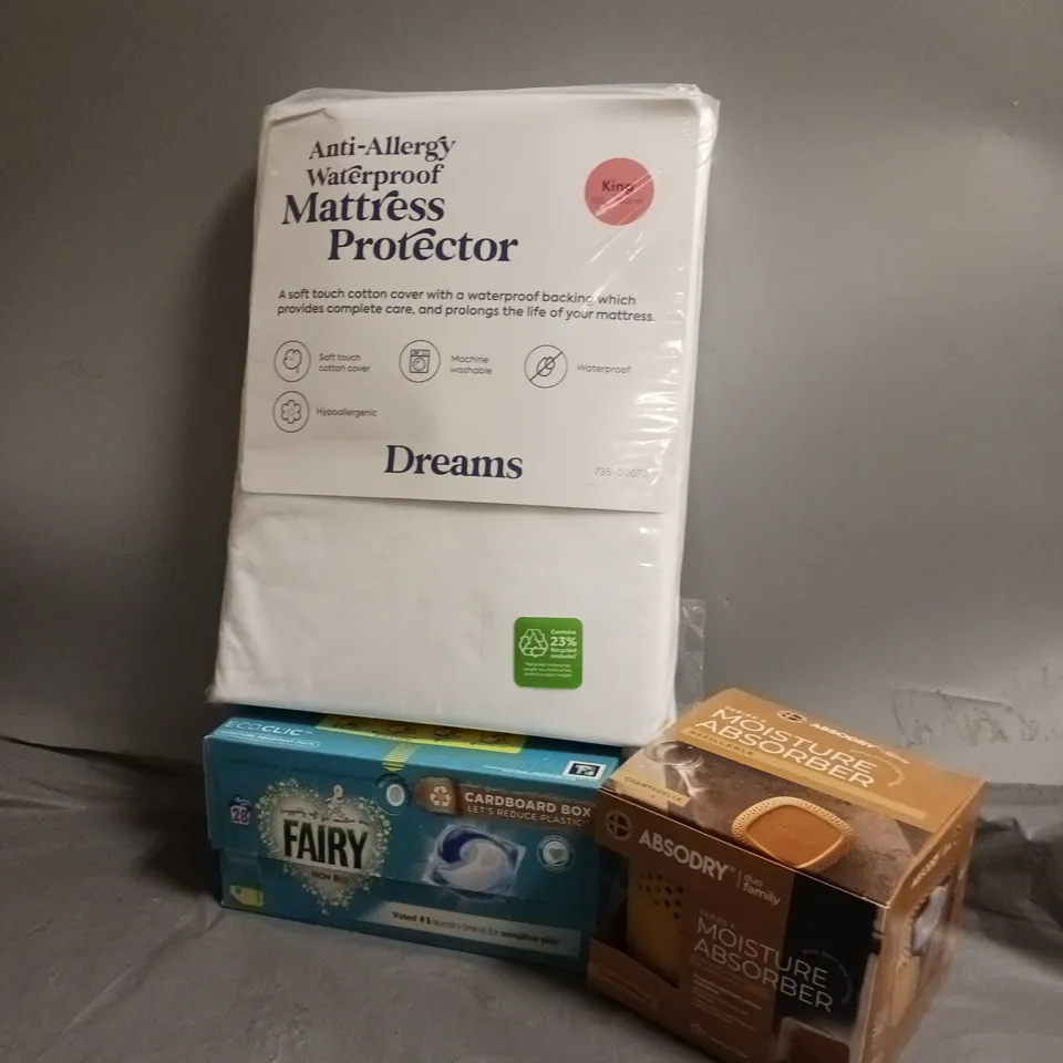 BOX OF APPROXIMATELY 12 ASSORTED ITEMS TO INCLUDE - DREAMS MATTRESS PROTECTOR , MOISTURE ABSORBER , FAIRY NON BIO PODS ETC