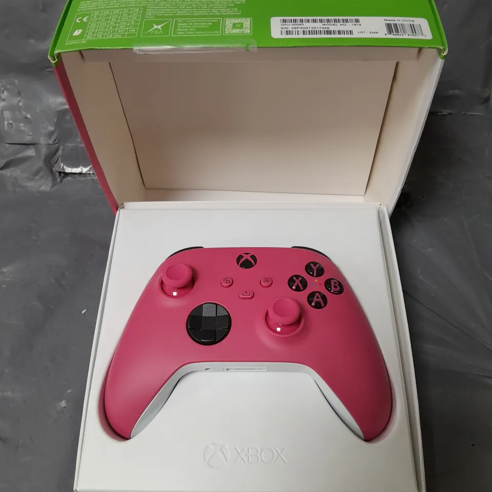 XBOX SERIES S WIRELESS CONTROLLER