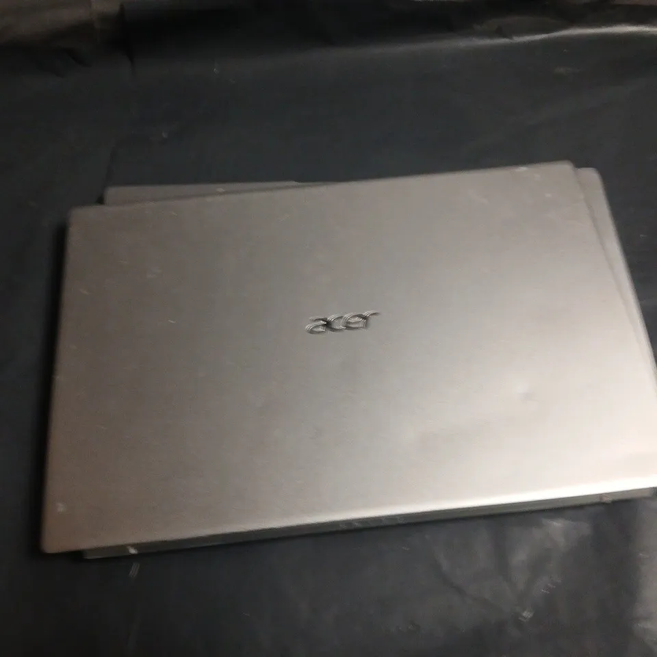 ACER LAPTOP – SILVER, INTEL CORE I5 - MODEL UNSPECIFIED - DAMAGED