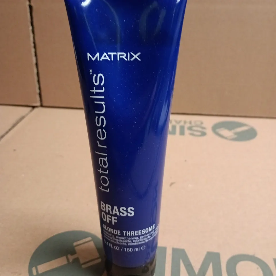 BOX OF APPROXIMATELY 20 TUBES OF MATRIX BRASS OFF PROTECTING CREAMS 150ML PER TUBE