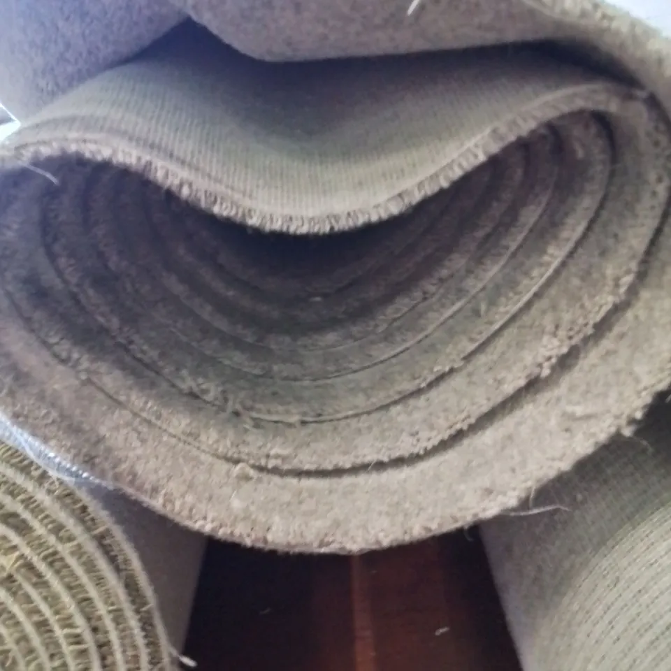 ROLL OF QUALITY CRESTA H50 4790 CARPET// APPROX SIZE: 5 X5.15M