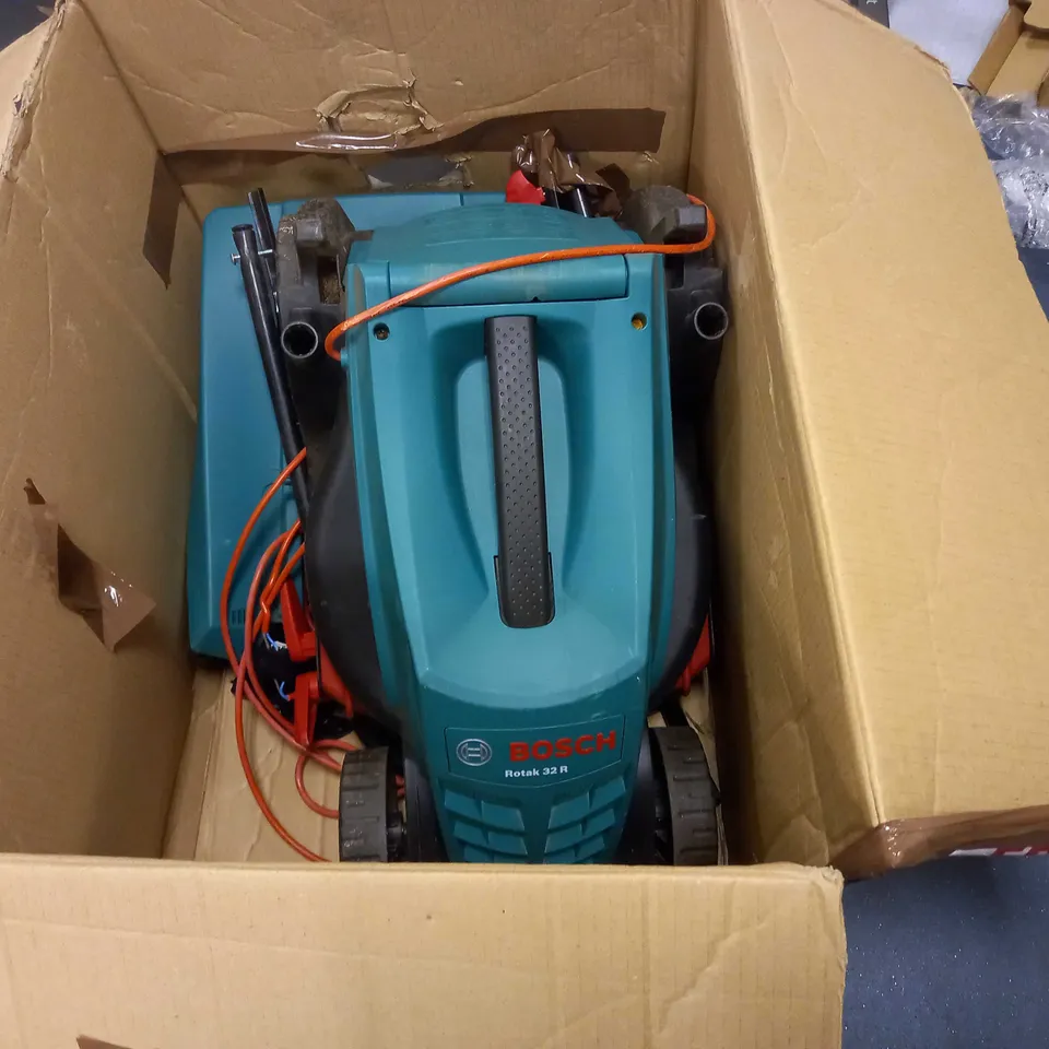 BOSCH ROTAK 32R LAWNMOWER
