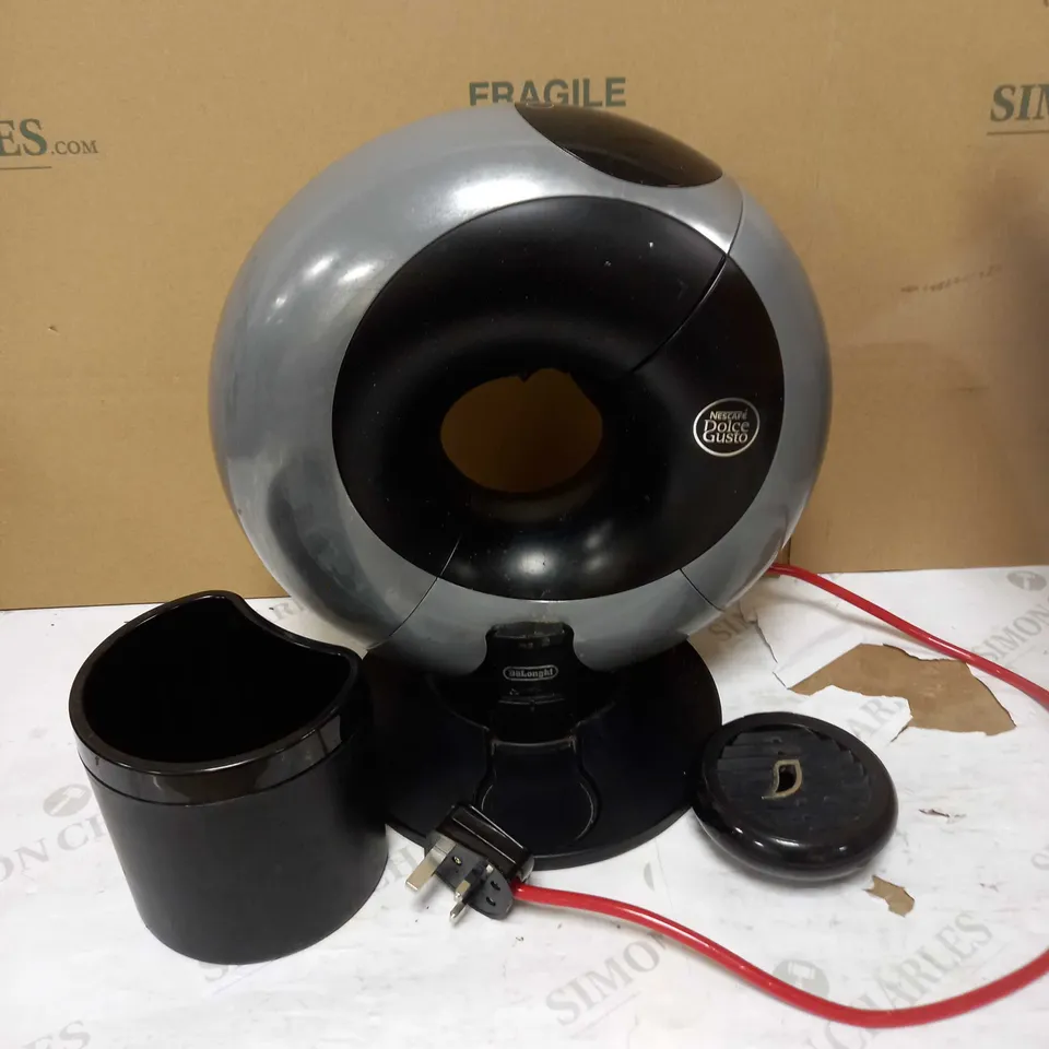 DELONGHI NESCAFE DOLCE GUSTO COFFEE MAKER