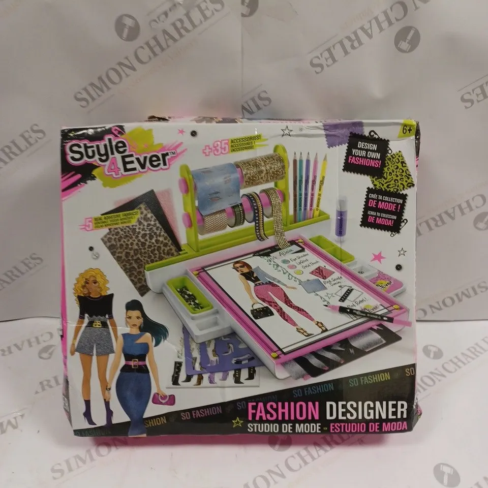 BOXED STYLE 4 EVER FASHION DESIGNER STUDIO RRP £22.99