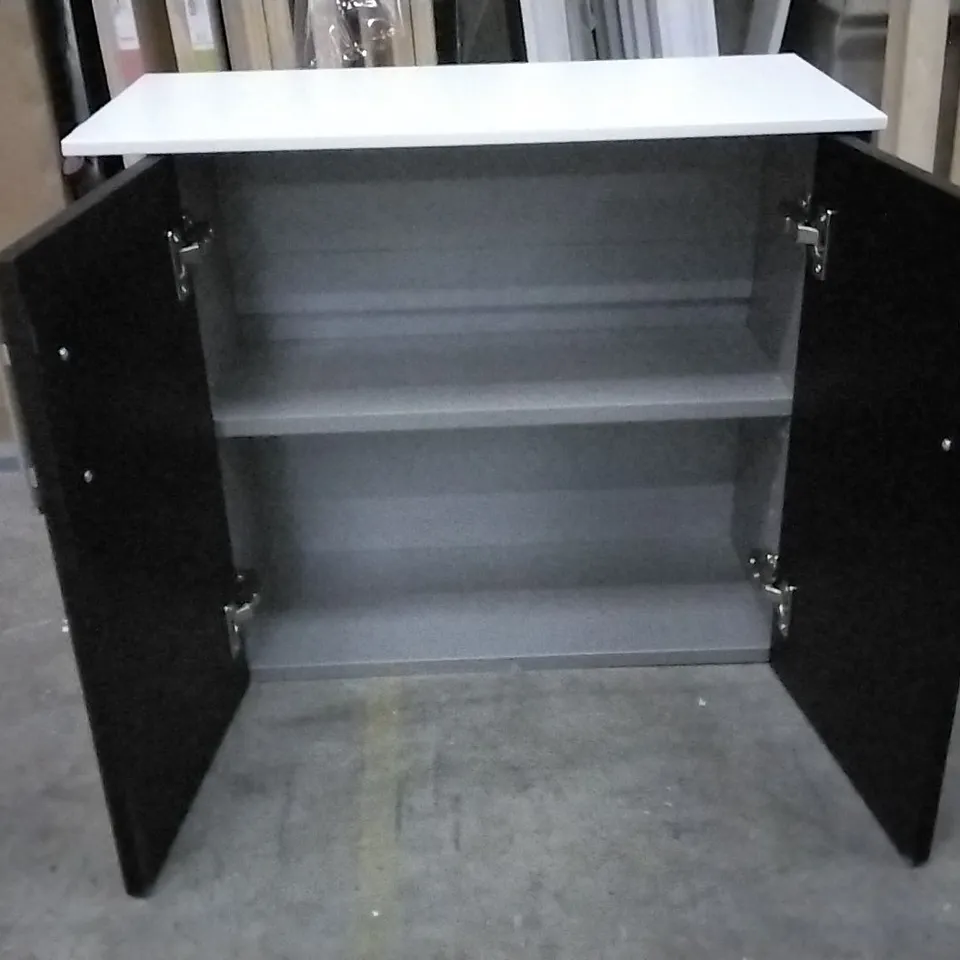 SMALL VANITY CARCASS BLACK/WHITE FINISH 
