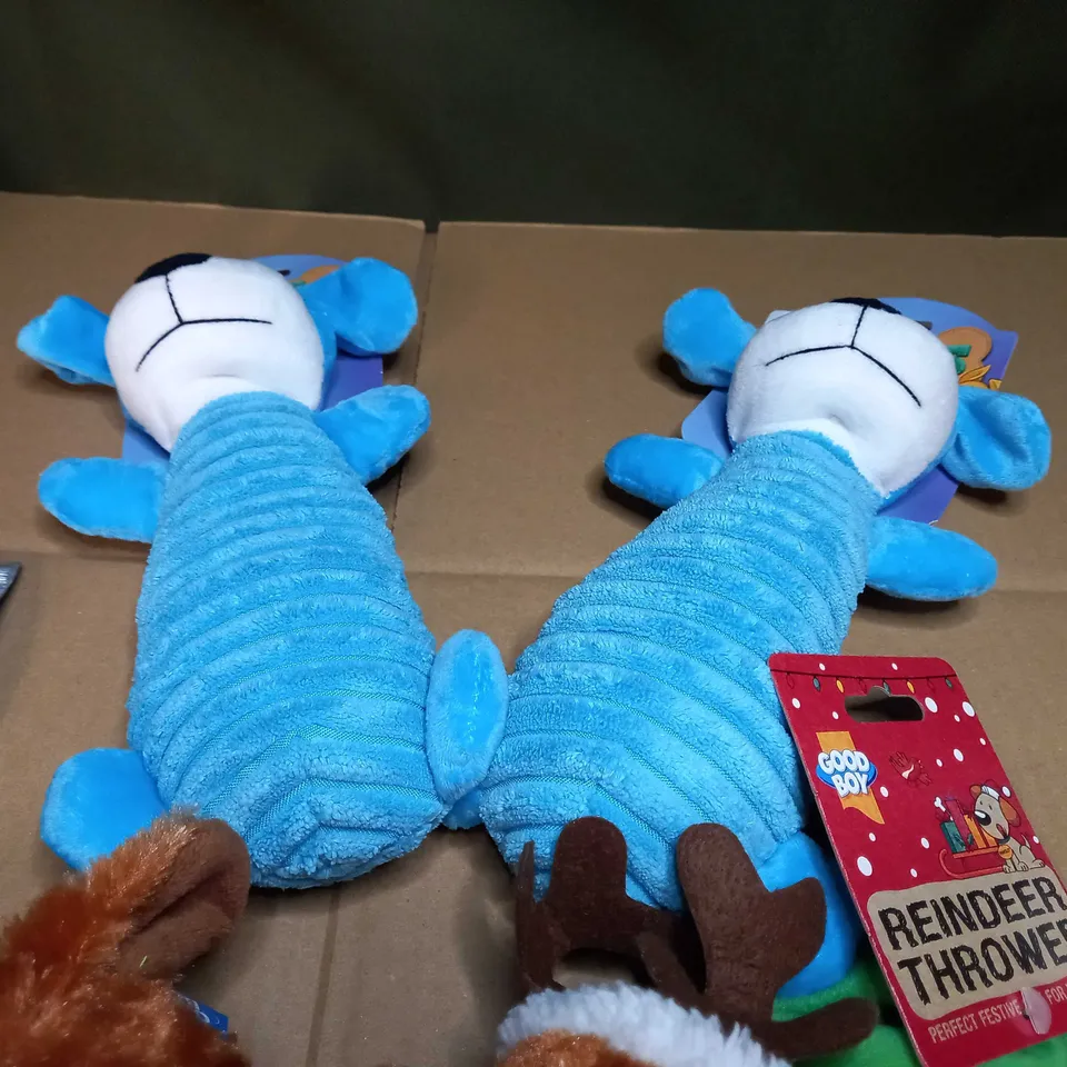 LOT OF APPROX 6 ASSORTED PET ITEMS TO INCLUDE: DOG TOYS, BIRD FEEDER, PET MOUTH COVER