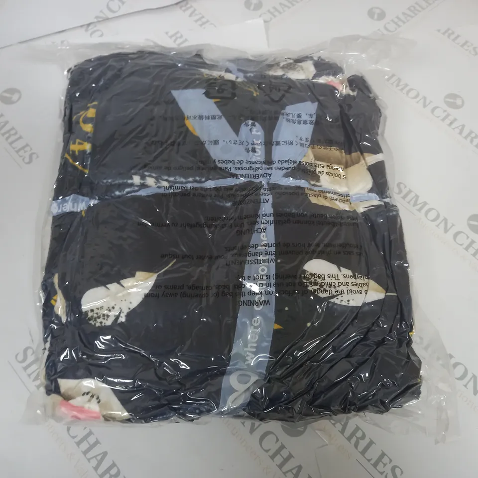 SEALED THE OODIE HOODED BLANKET - SIZE UNSPECIFIED