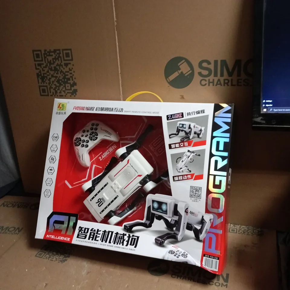 SMART RC ROBOT WITH REMOTE CONTROLLER – 2.4 GHZ, BOXED