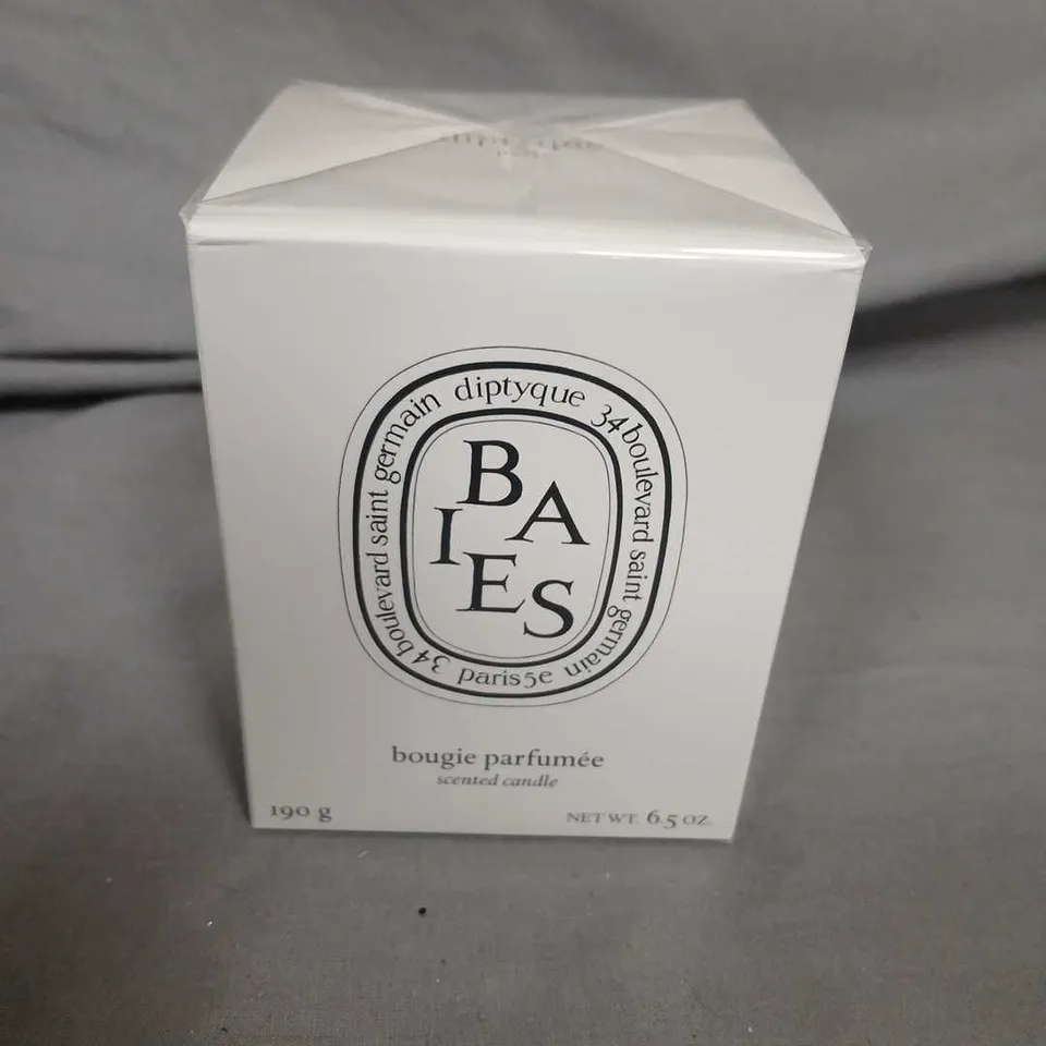 BOXED AND SEALED DIPTYQUE BAIES BOUGIE PARFUMEE SCENTED CANDLE 190G