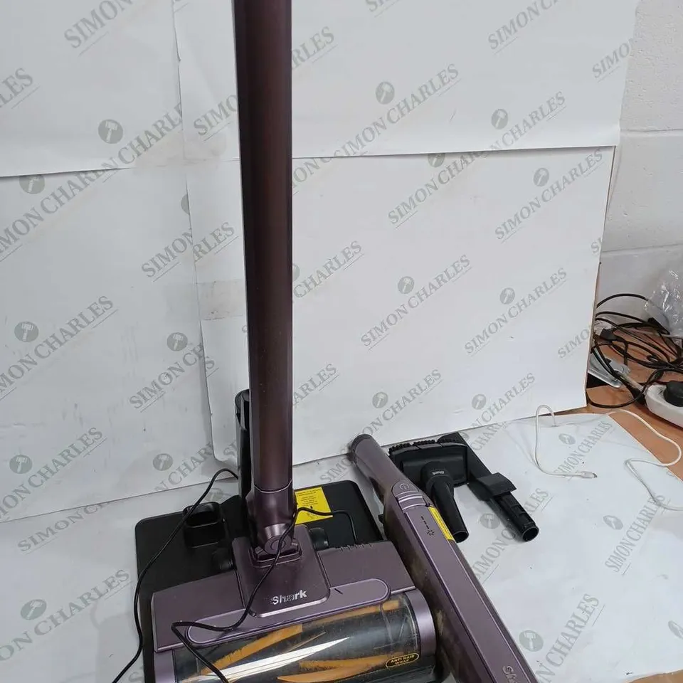 SHARK WANDVAC LIGHTWEIGHT CORDLESS HANDHELD VACUUM CLEANER 