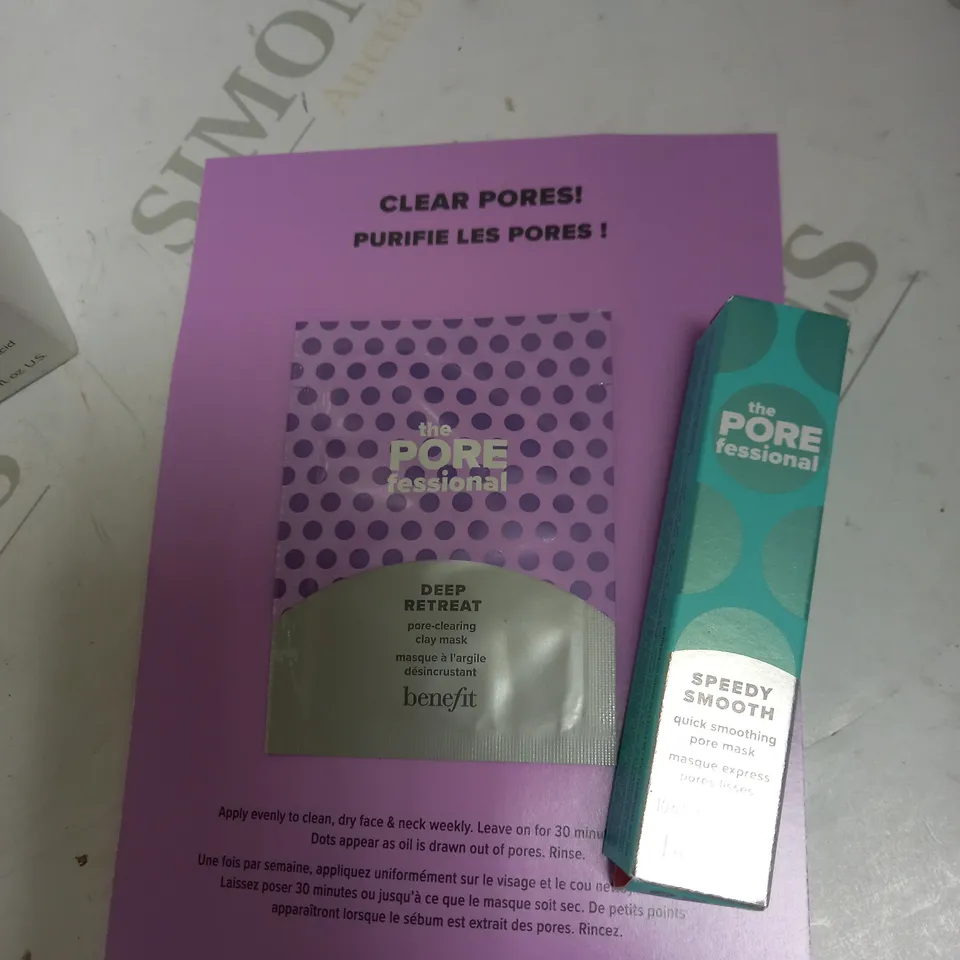 LOT OF APPROX 4 TO INCLUDE AVEENO CREAM , THE PORE FESSIONAL , HYALURONIC ACID , ETC
