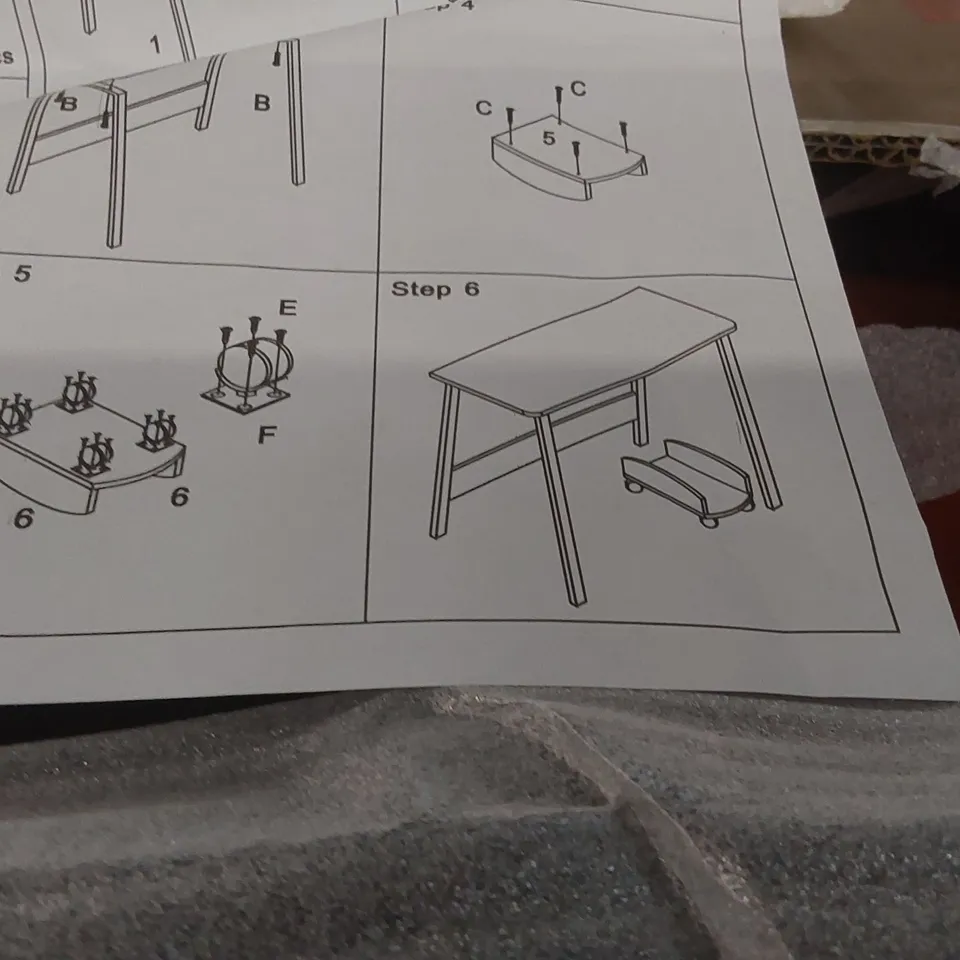 PALLET CONTAINING A LARGE QUANTITY OF DESKS ECT