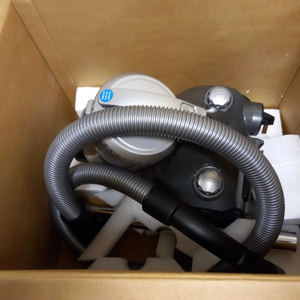 RUSSELL HOBBS COMPACT XS CYLINDER VACUUM
