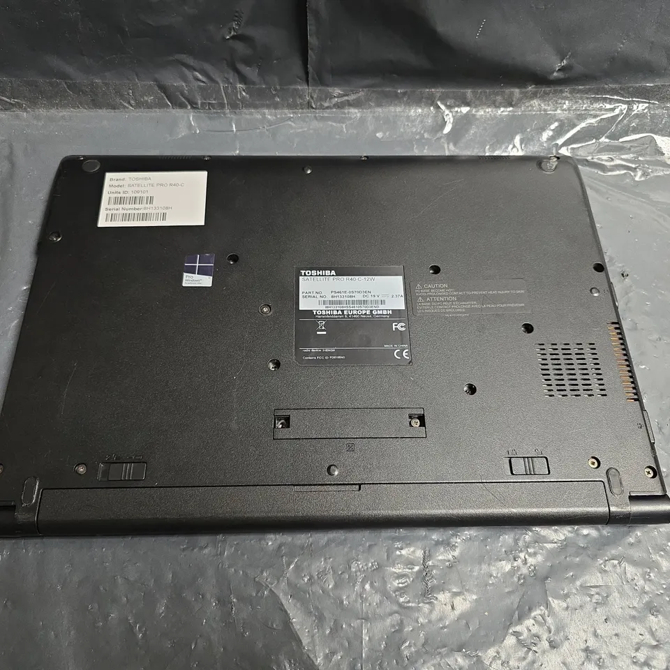 TOSHIBA SATELITTE PRO R40-C LAPTOP