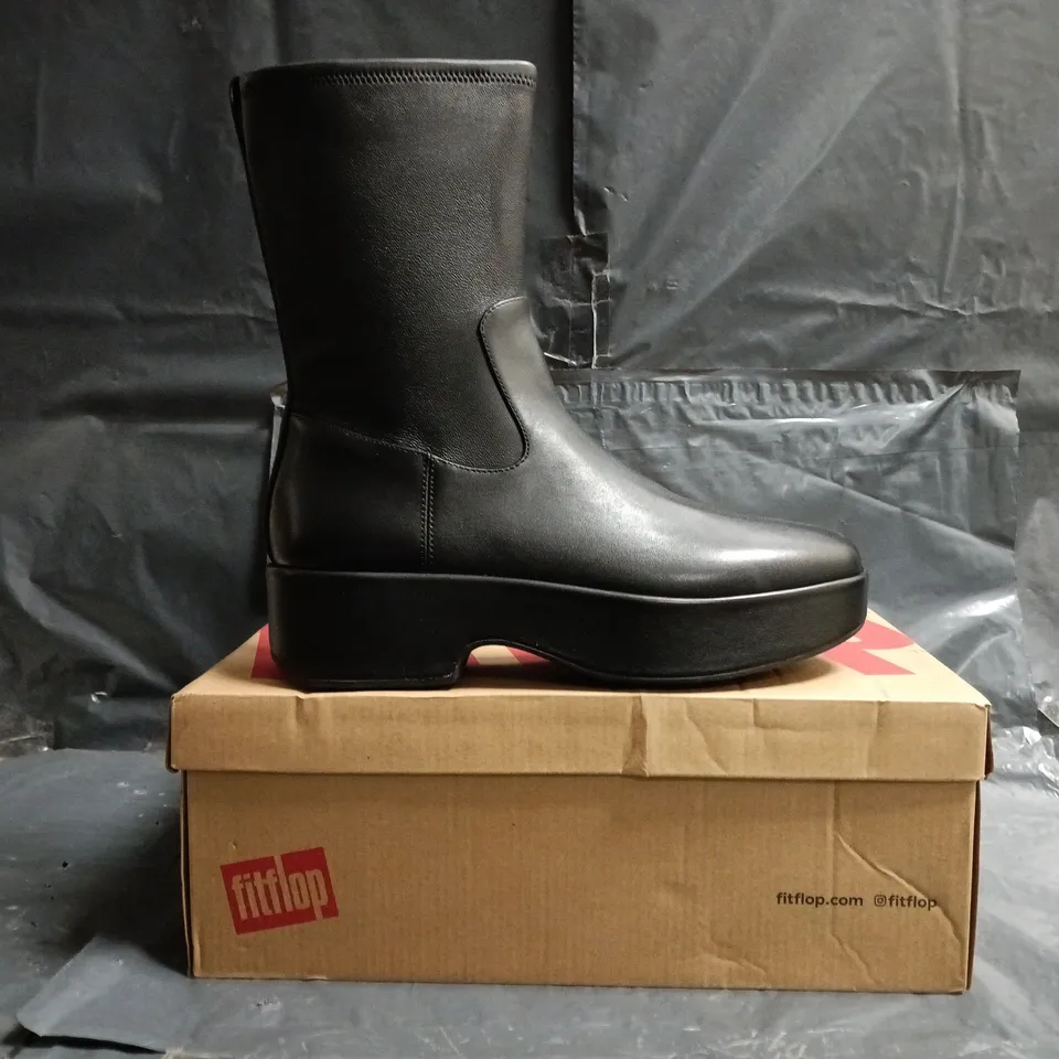 BOXED PAIR OF FITFLOP F-LUMA STRETCH LEATHER DEMI-WEDGE MID-CALF BOOTS IN BLACK SIZE UK 7