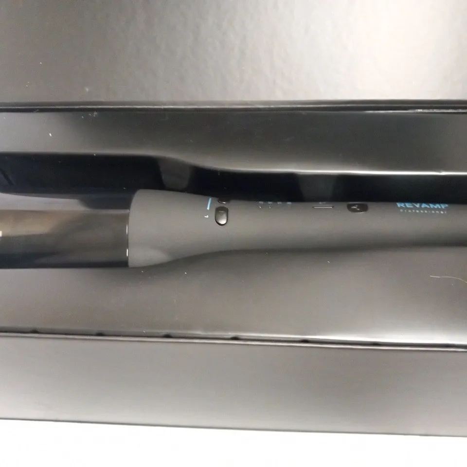 BOXED REVAMP PROFESSIONAL PROGLOSS HOLLYWOOD WAVE AUTOMATIC ROTATING SYSTEM