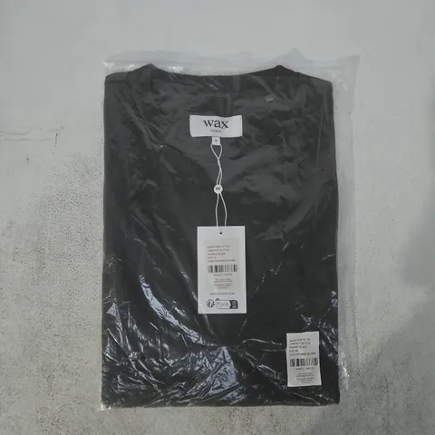 BAGGED WAX LONDON MARK CROP SHORT SLEEVE T-SHIRT IN WASHED BLACK SIZE MEDIUM