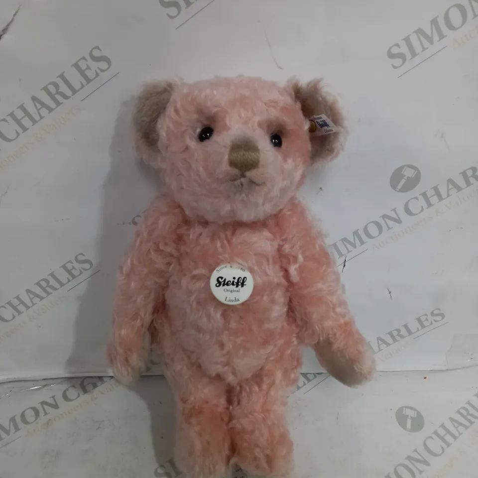 STEIFF CLASSIC TEDDY BEAR LINDA - 000331