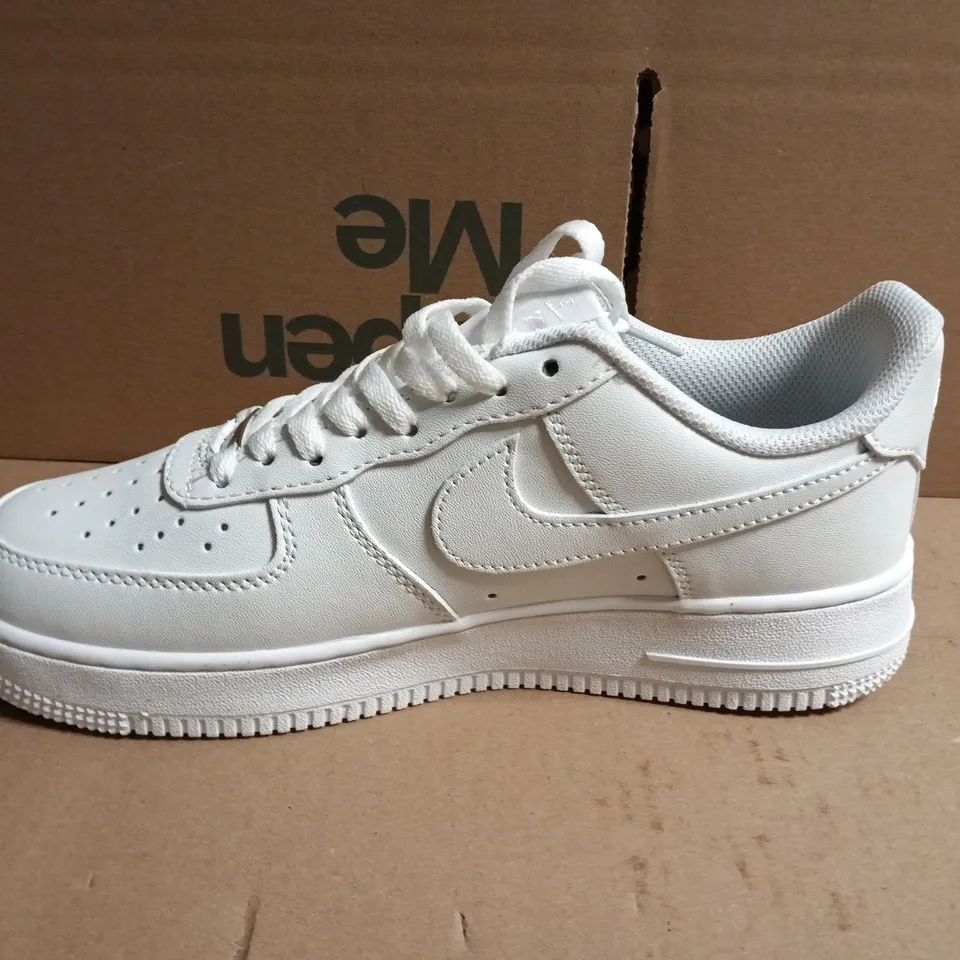 NIKE AIR FORCE 1 '07 WHITE/WHITE – UK 8 