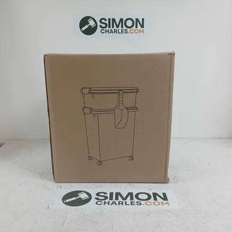 PET FOOD STORAGE CONTAINER BOXED