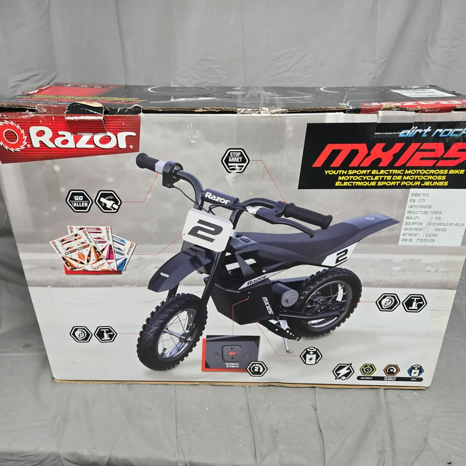 BOXED RAZOR DIRT ROCKET MX125 RIDE ON 12 VOLT - BLACK 