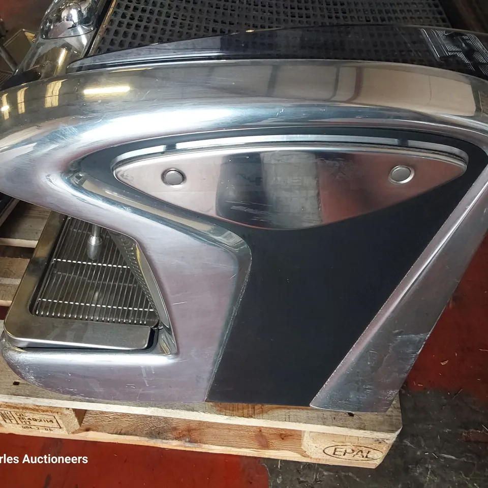 TRADITIONAL FAEMA EMBLEMA COFFEE MACHINE