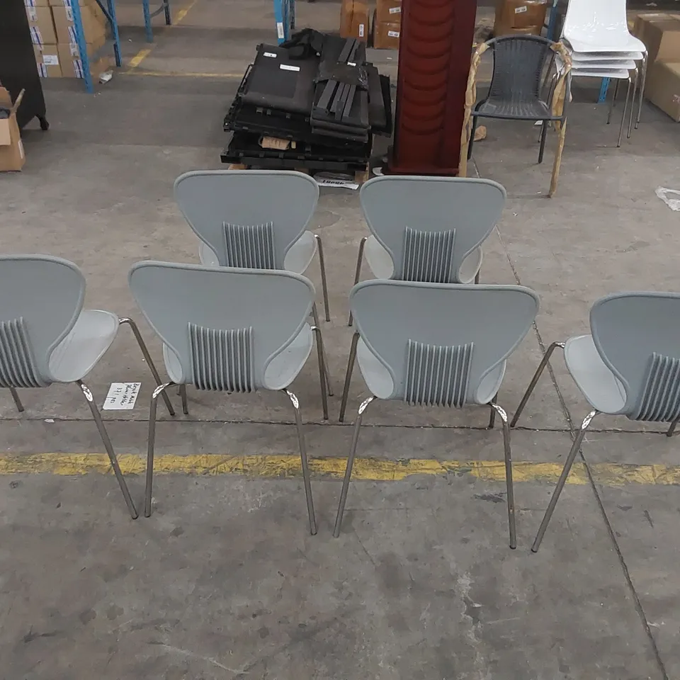 SET OF 6X METAL/PLASTIC CHAIRS (6 ITEMS)