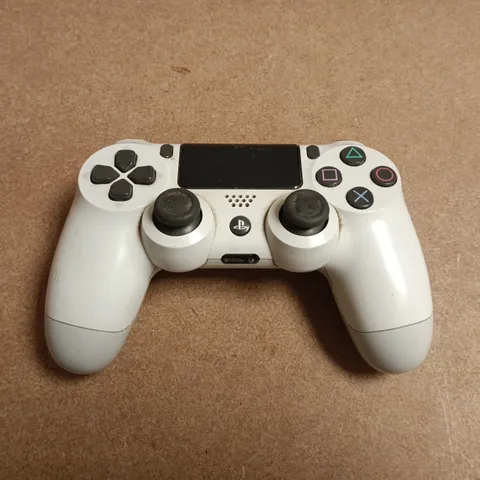 SONY PLAYSTATION 4 DUALSENSE WIRELESS CONTROLLER IN WHITE
