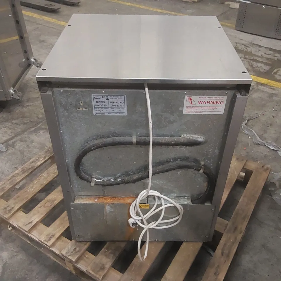 WILLIAMS HA135SS COMMERCIAL UNDER COUNTER REFRIGERATOR