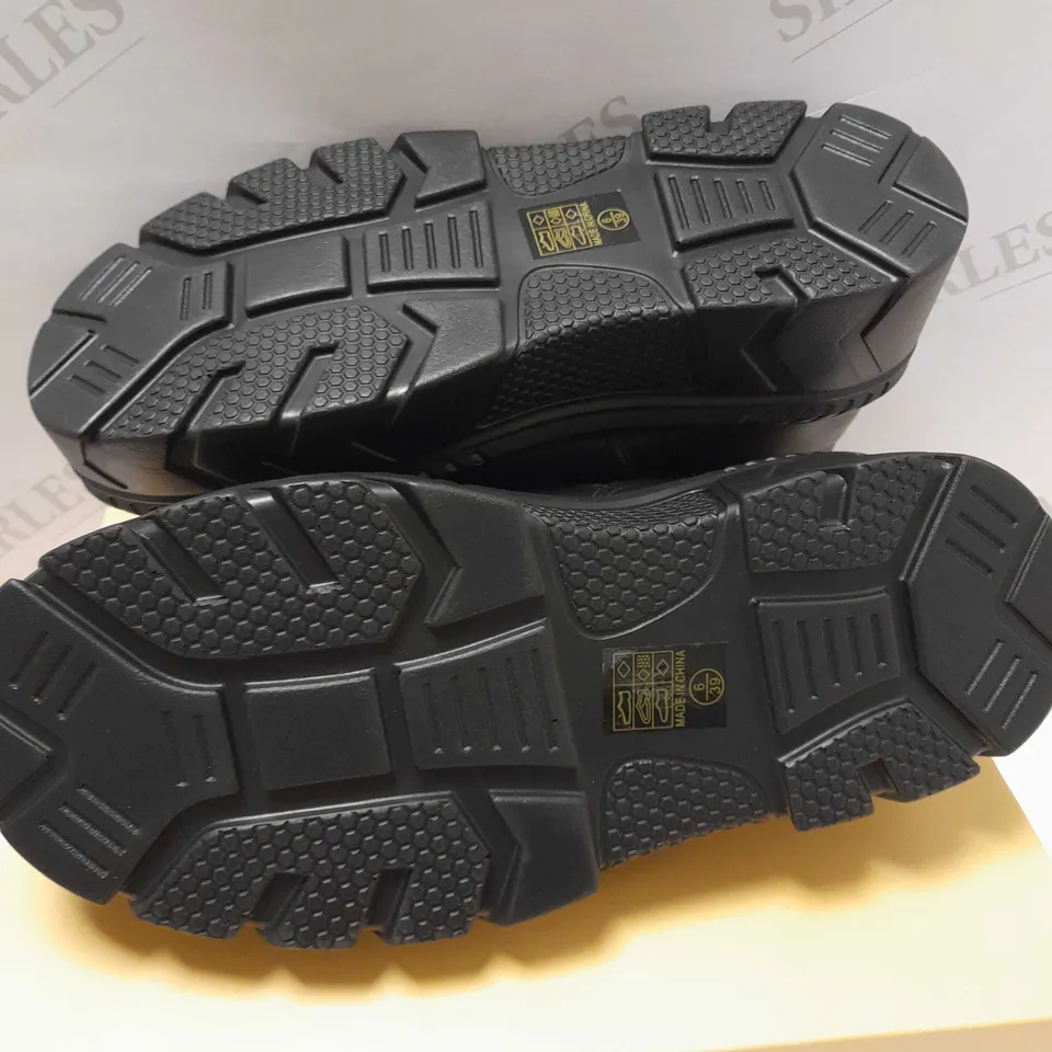 KOI DEFENDER CHUNKY STOMPER BLACK PU TRAINERS - SIZE 6