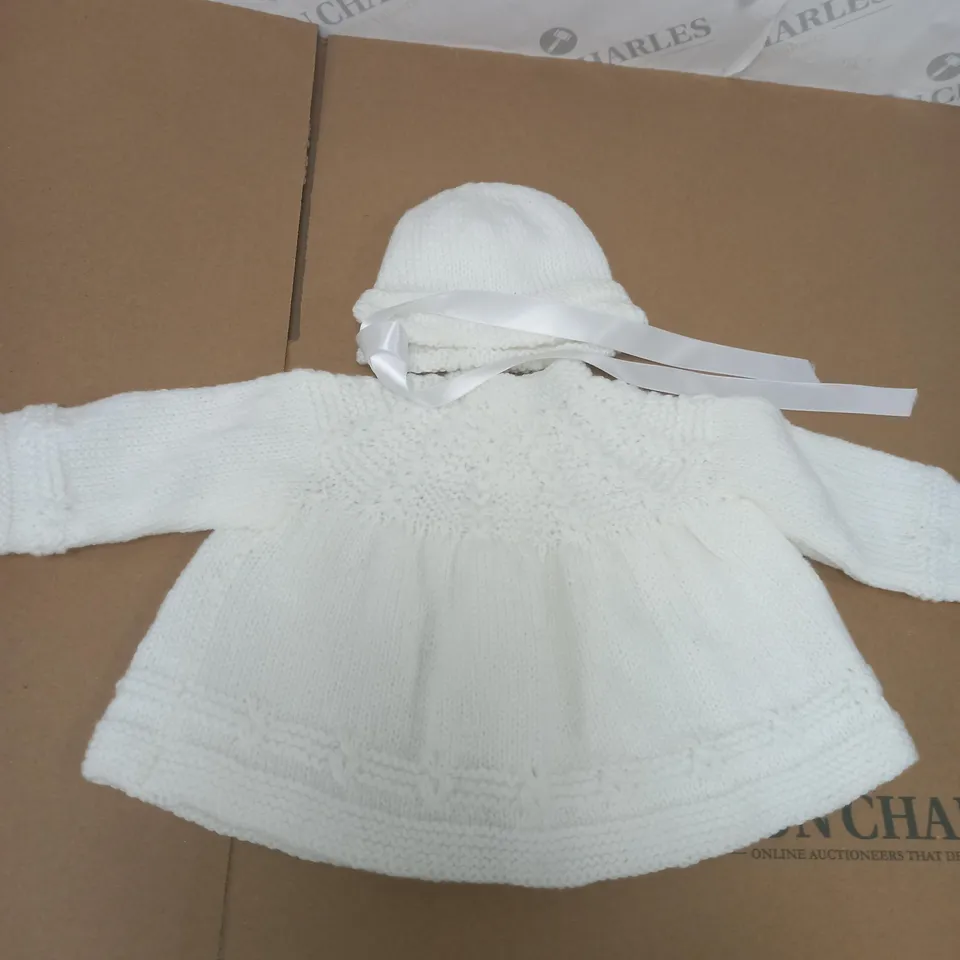 HANDMADE KNITTED BABY HAT AND JACKET SET IN WHITE 
