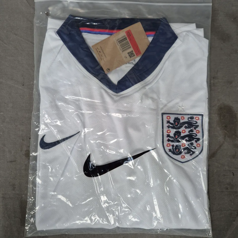 NIKE ENGLAND FOOTBALL TOP IN WHITE SIZE LARGE