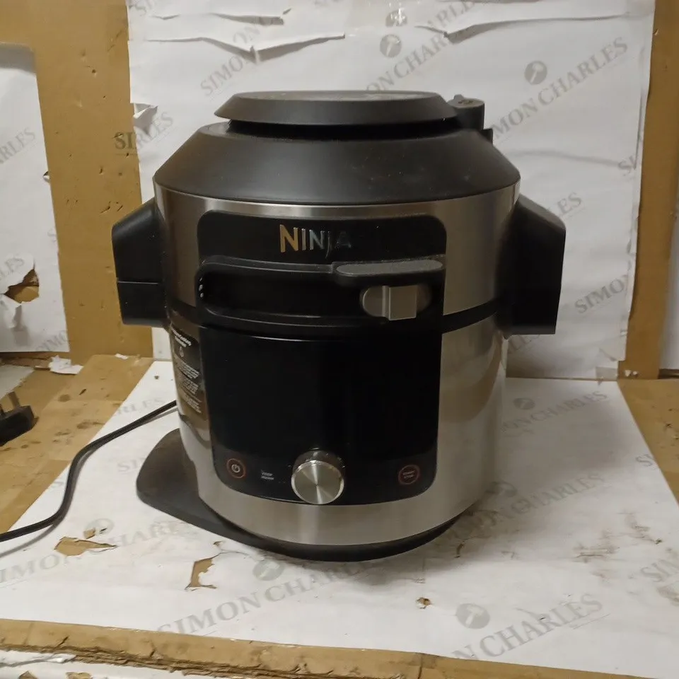 NINJA FOODI SMARTLID 7.5L MULTI COOKER & AIR FRYER