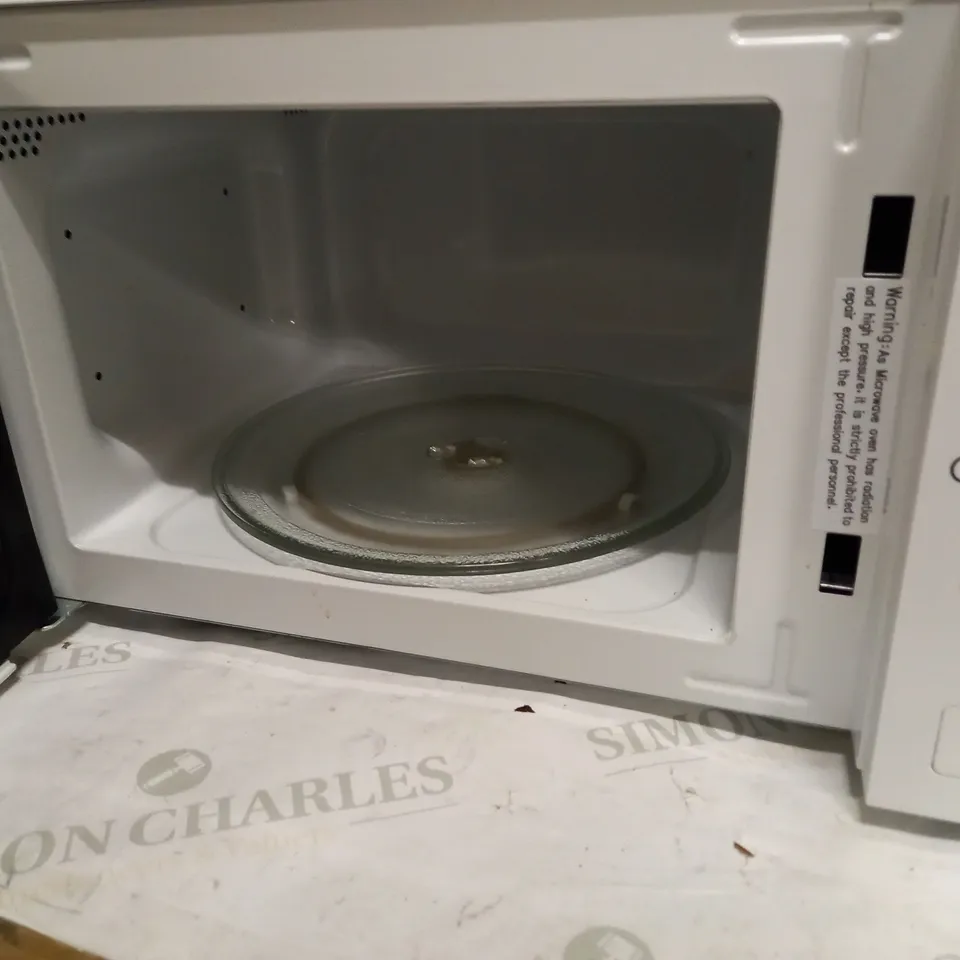 SWAN 20L 700W MANUAL MICROWAVE RRP £54