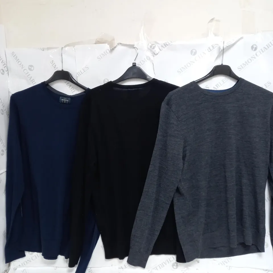 APPROXIMATELY 15 HOWICK PIECES OF CLOTHING TO INCLUDE POLOS, RUGBY SHIRTS, AND TEES ETC. 