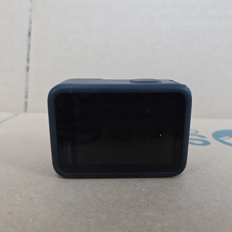 GOPRO HERO 10 BLACK ACTION CAMERA 