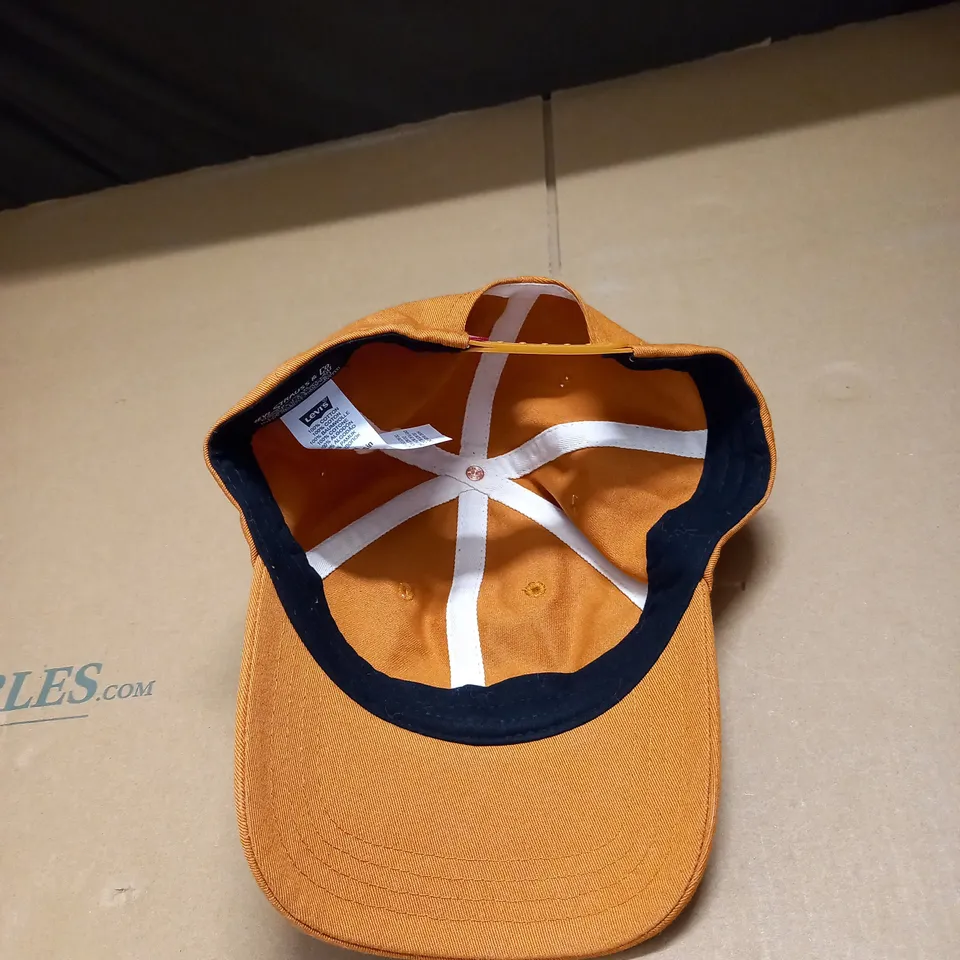LEVIS BASEBALL CAP