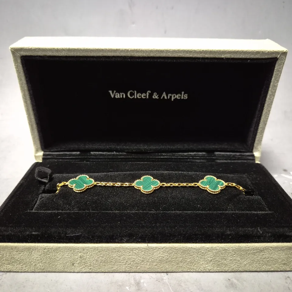 BOXED VAN CLEEF & ARPELS GOLDEN & GREEN BRACELET 