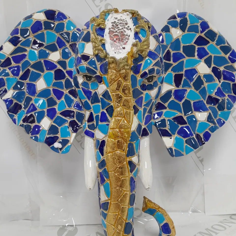 INNOVATORS MOSAIC ELEPHANT DECORATION