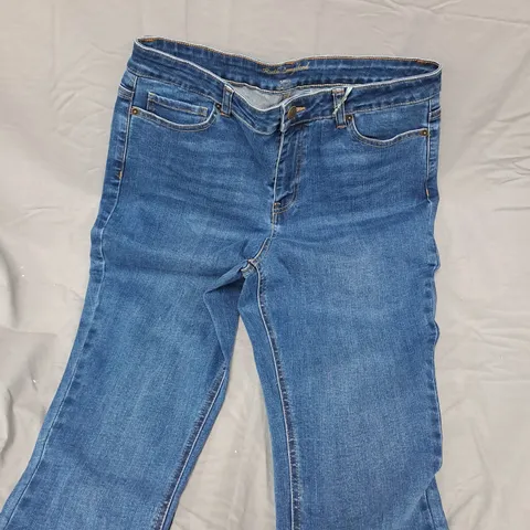 RUTH LANGFORD WOMEN'S JEANS – UK 14, LIGHT WASH DENIM