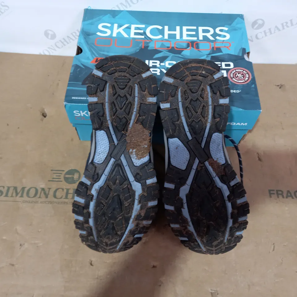 BOXED PAIR OF SKECHERS - SIZE 5.5